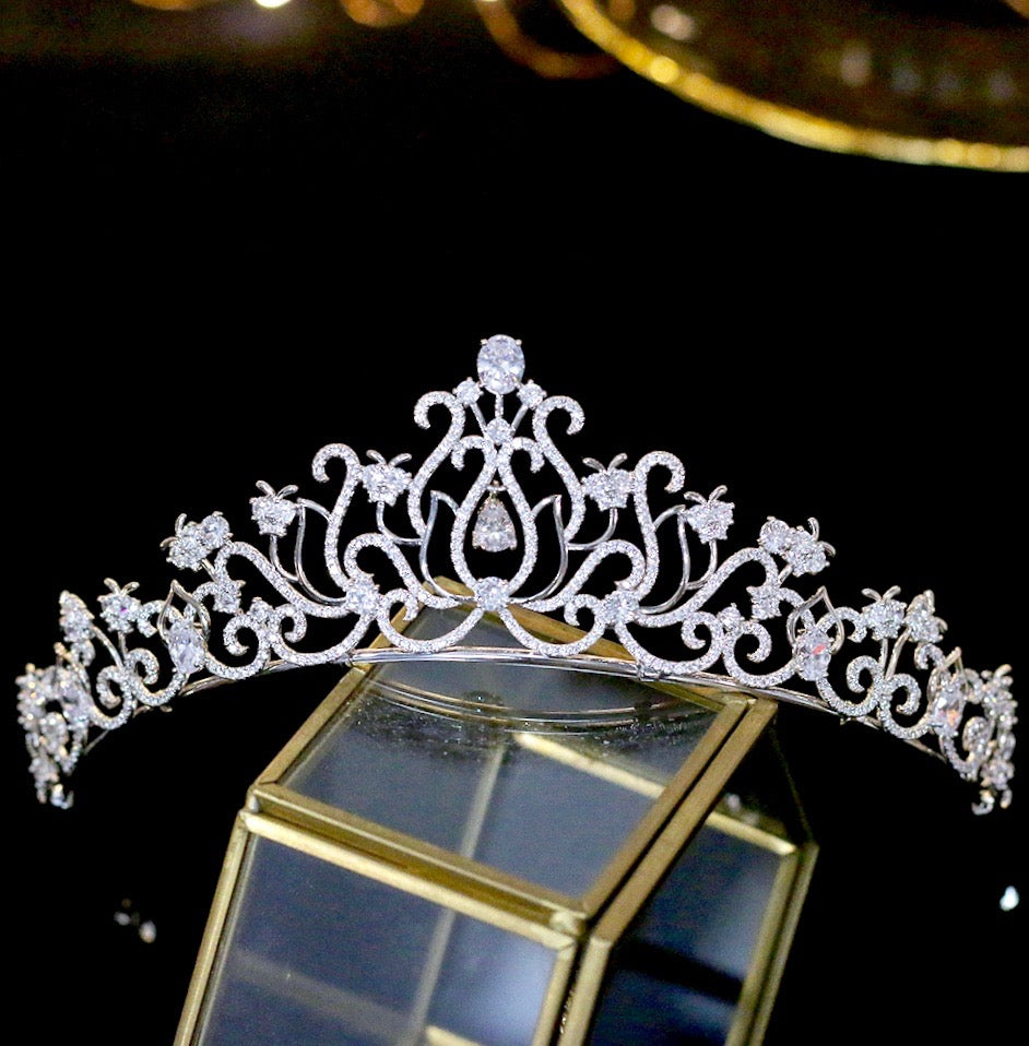 Cierra - Silver Cubic Zirconia Bridal Tiara