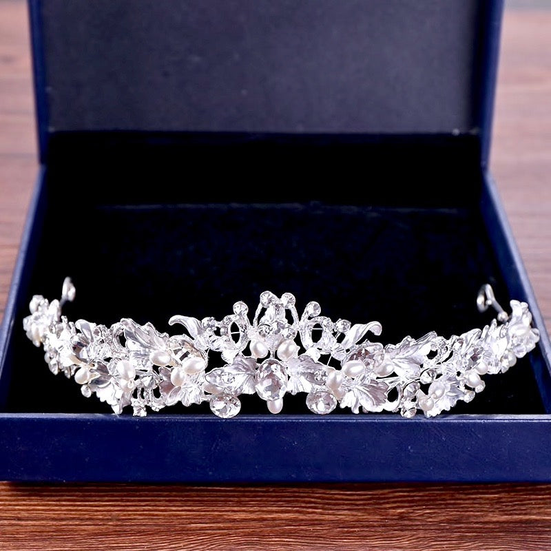 Giada - Pearl and Crystal Bridal Tiara - Available in Yellow Gold and Silver
