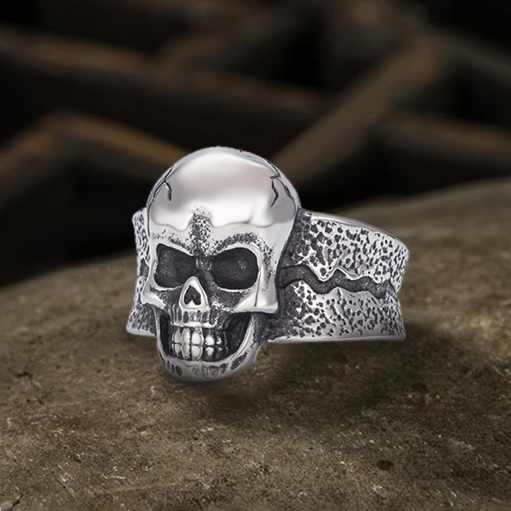 Crack Undead Stainless Steel Skull Ring
