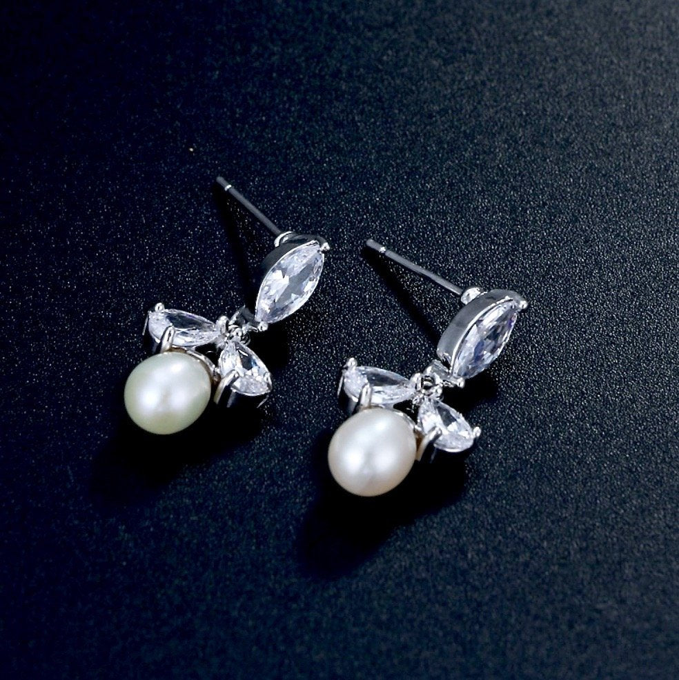 Anna - Freshwater Pearl and Cubic Zirconia Bridal Jewelry Set - Available in Silver, Rose Gold and Yellow Gold