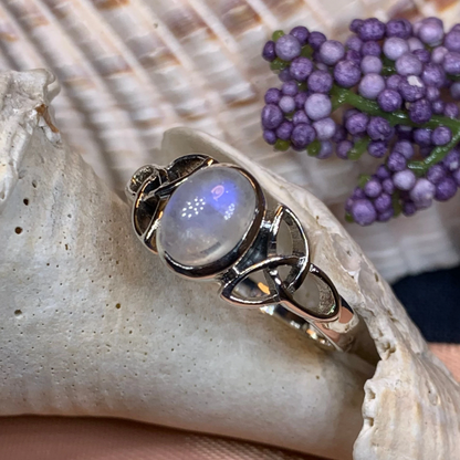 Nina Celtic Knot Ring