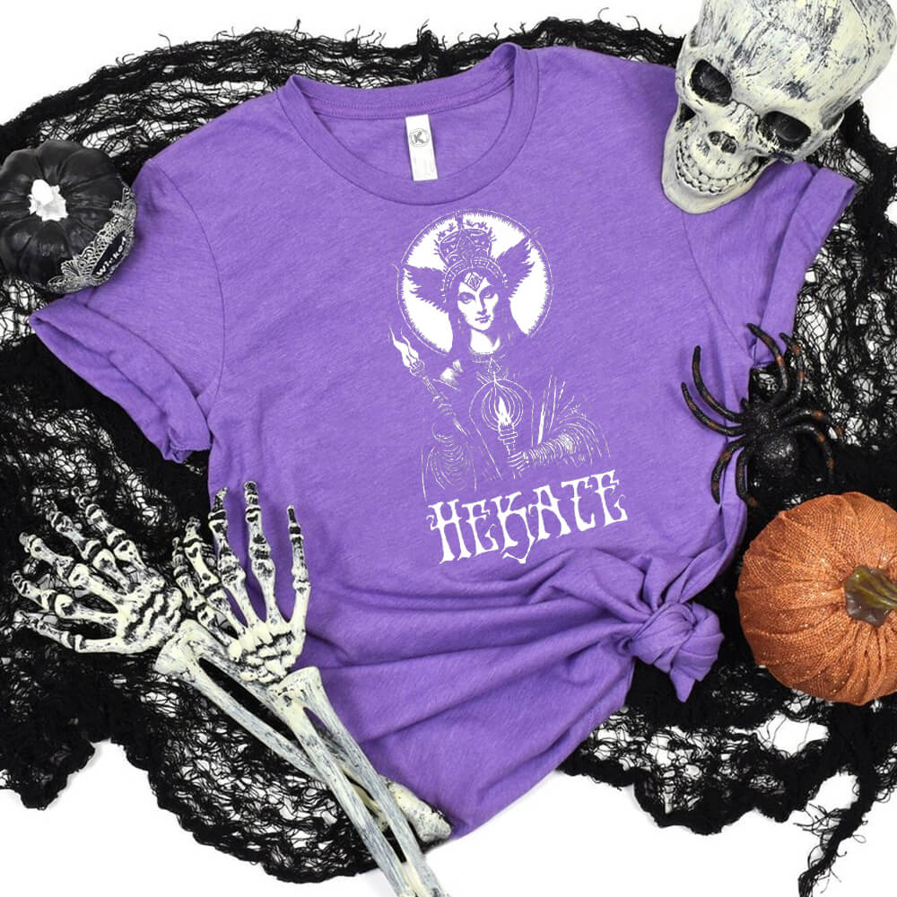 Goddess Hekate Short Sleeve T-shirt