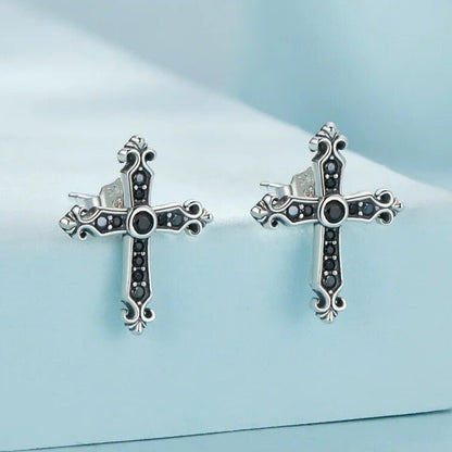 Gothic Stud Earrings with Black Diamond