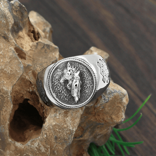 Retro Celtic Wolf Stainless Steel Viking Ring
