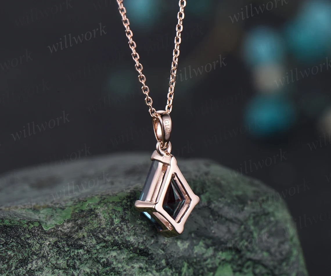 Kite alexandrite necklace solid 14k 18k rose gold vintage unique Personalized pendant for women her gemstone anniversary bridal gift mother