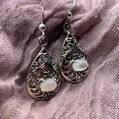Alby Celtic Raindrop Earrings