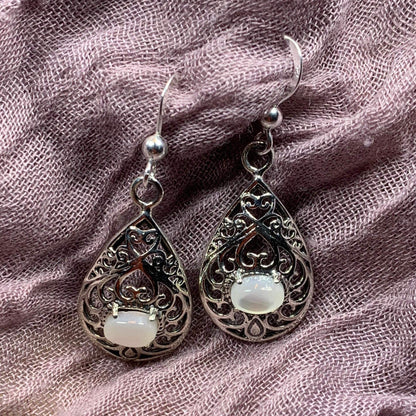 Alby Celtic Raindrop Earrings
