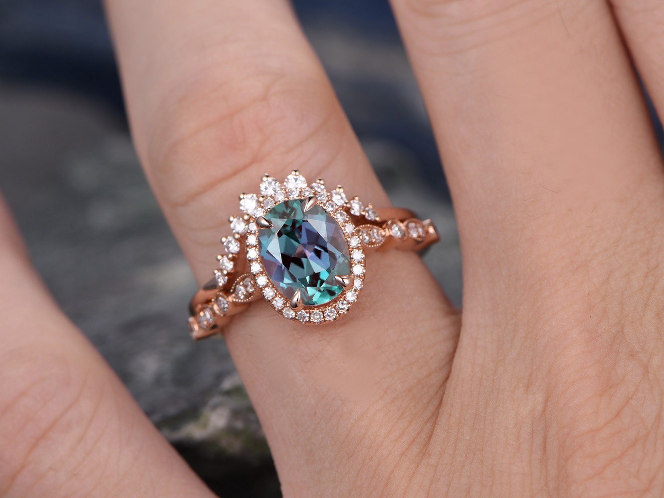 2pcs Alexandrite bridal set color change Alexandrite engagement ring set rose gold marquise diamond halo moissanite crown wedding ring band