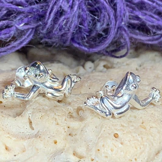Sásta Frog Earrings