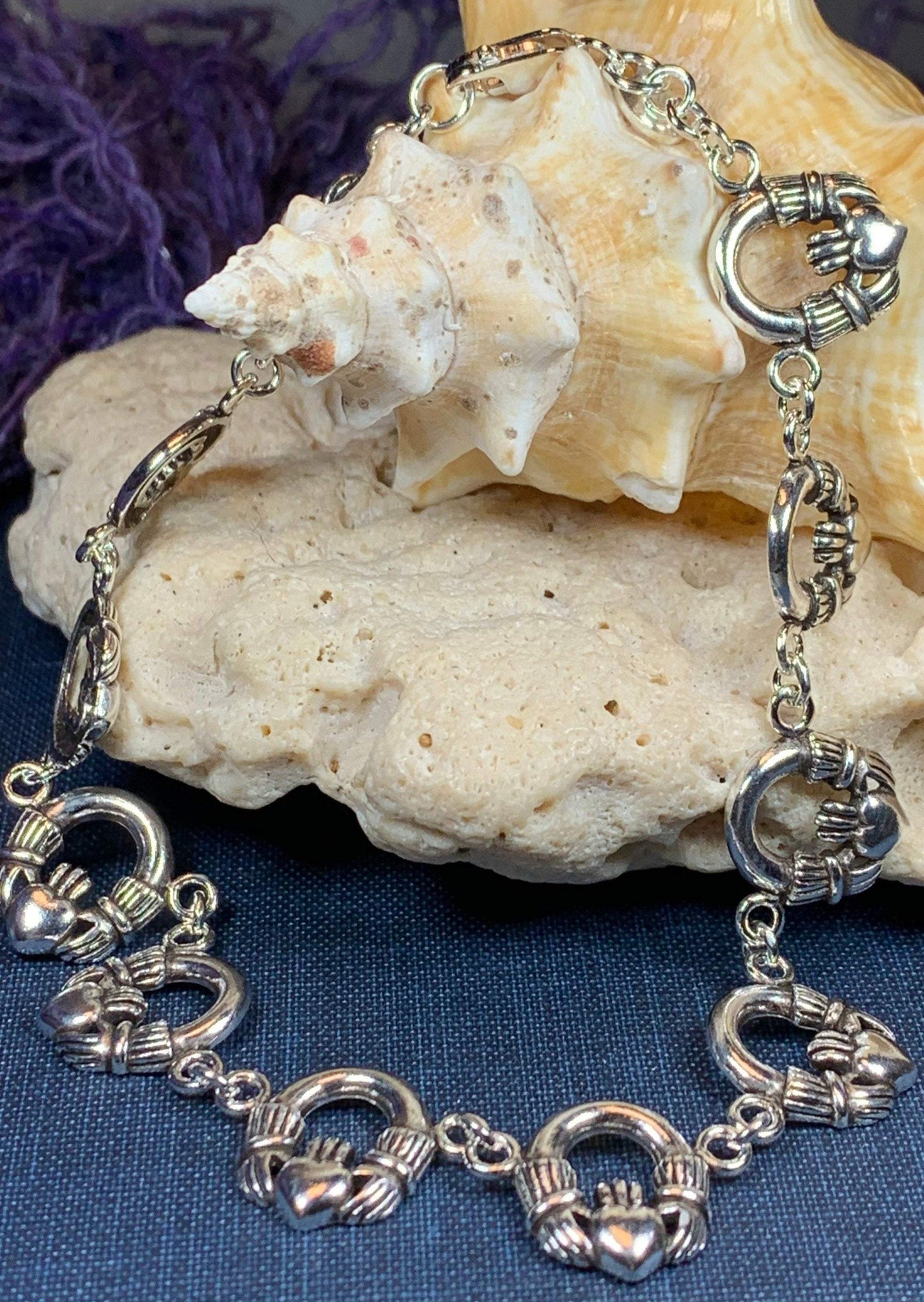 Fianna Claddagh Bracelet