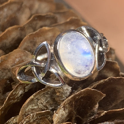 Nina Celtic Knot Ring