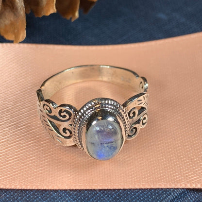 Colleen Celtic Knot Ring
