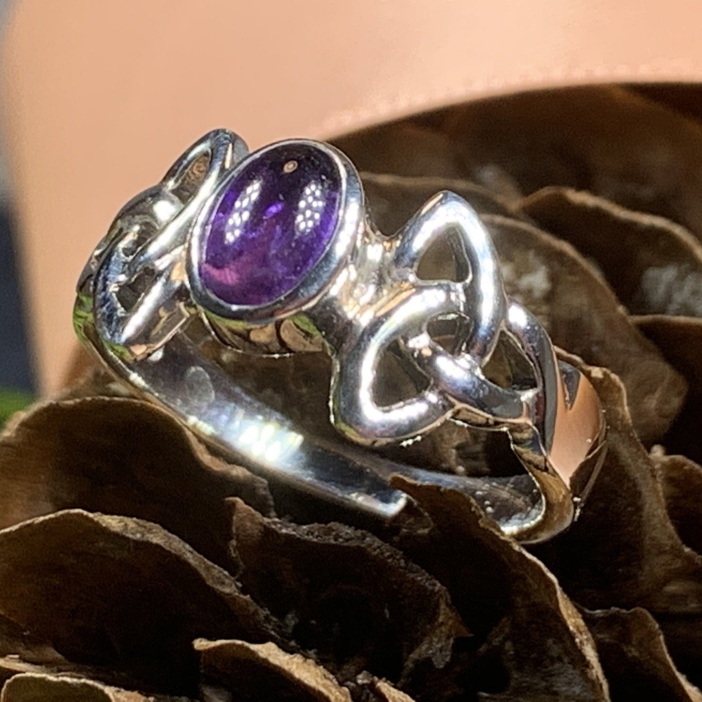 Rori Trinity Knot Ring