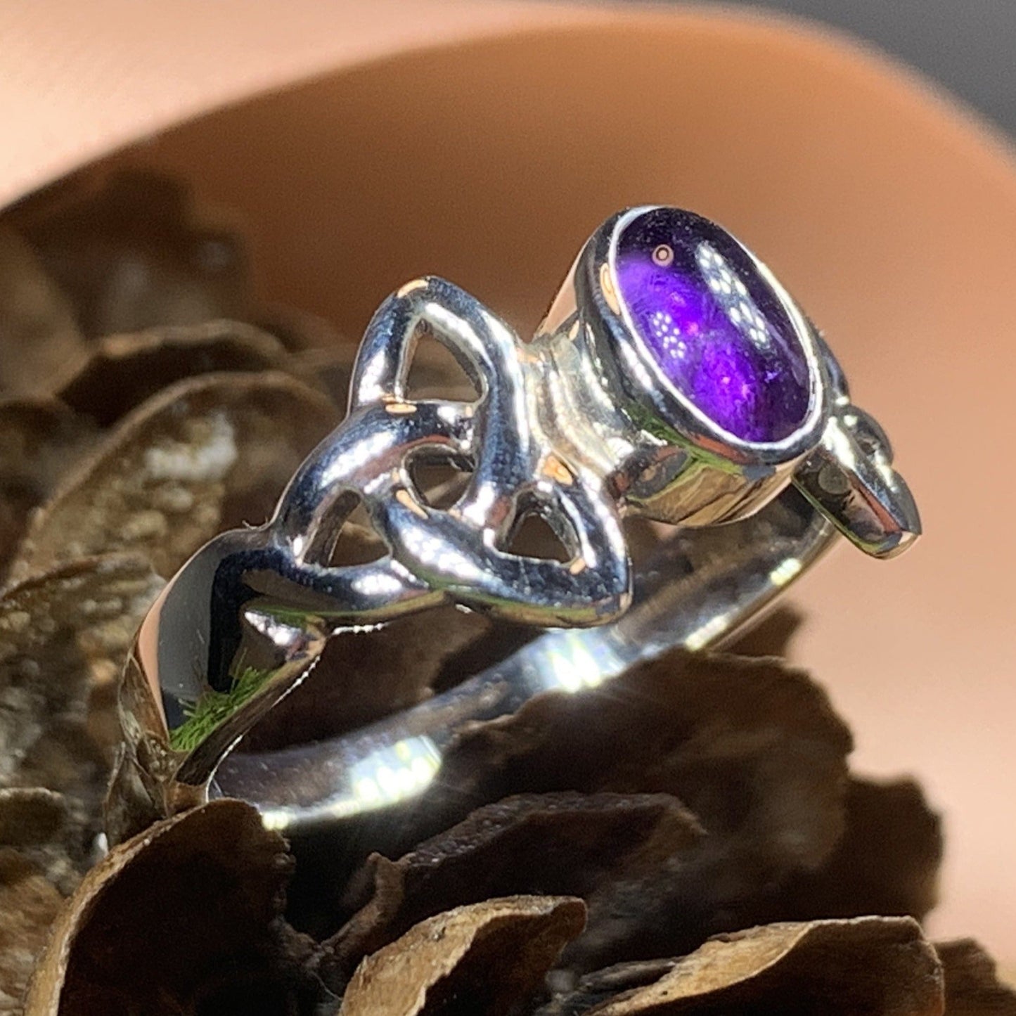 Rori Trinity Knot Ring