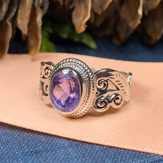 Colleen Celtic Knot Ring