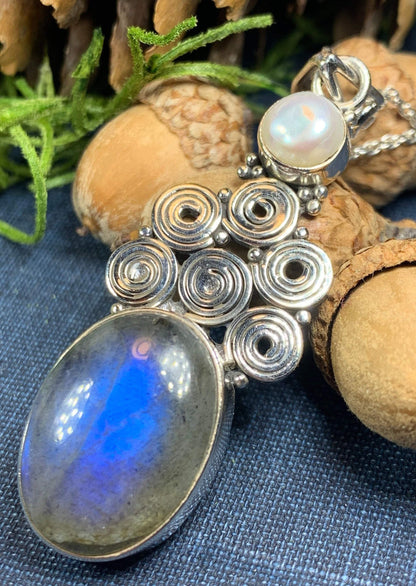 Phoebe Labradorite Necklace