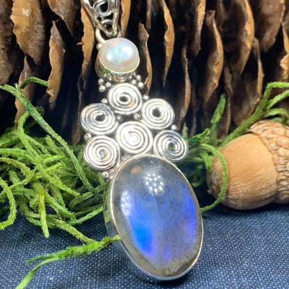 Phoebe Labradorite Necklace