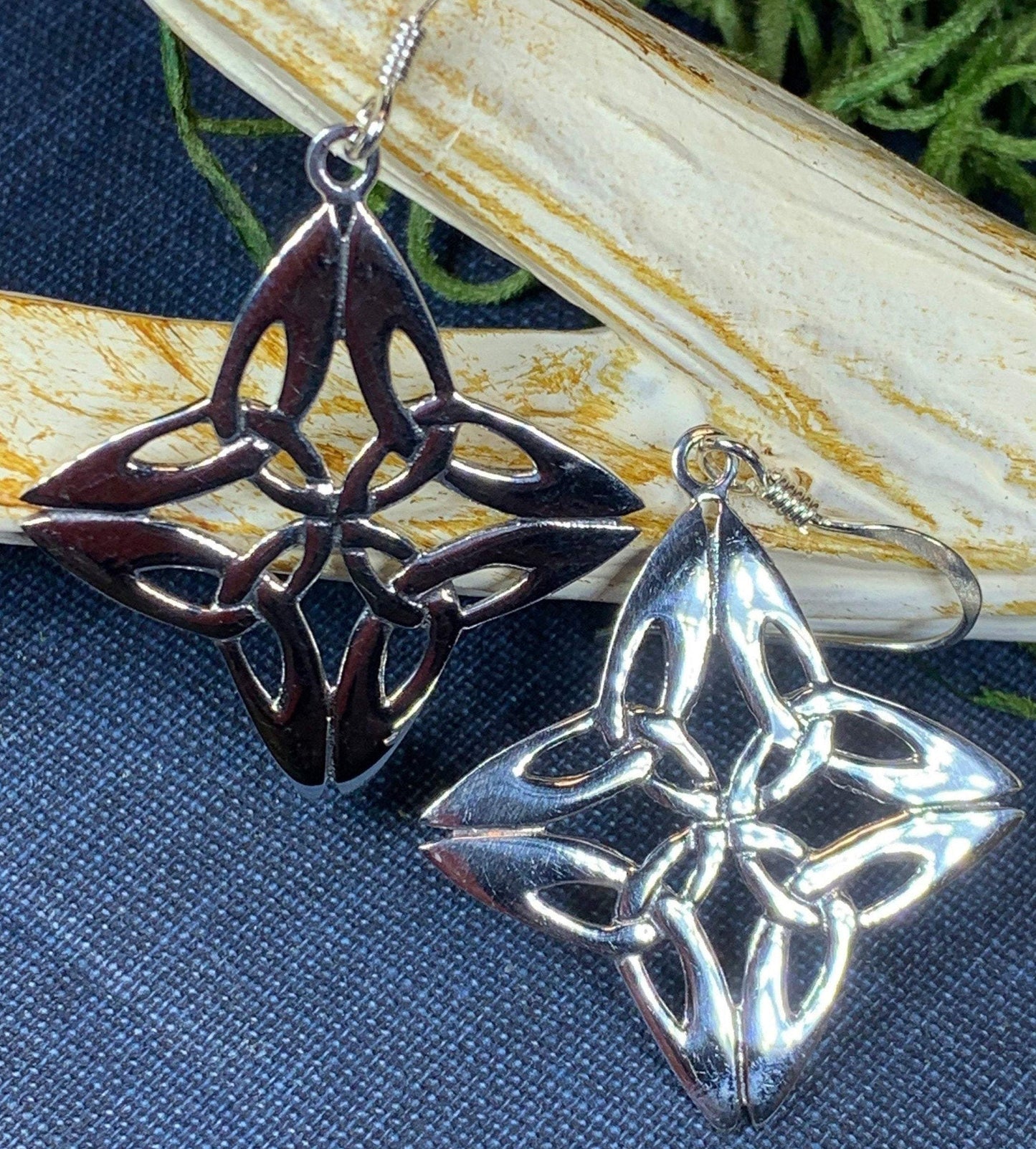 Nymah Trinity Knot Earrings
