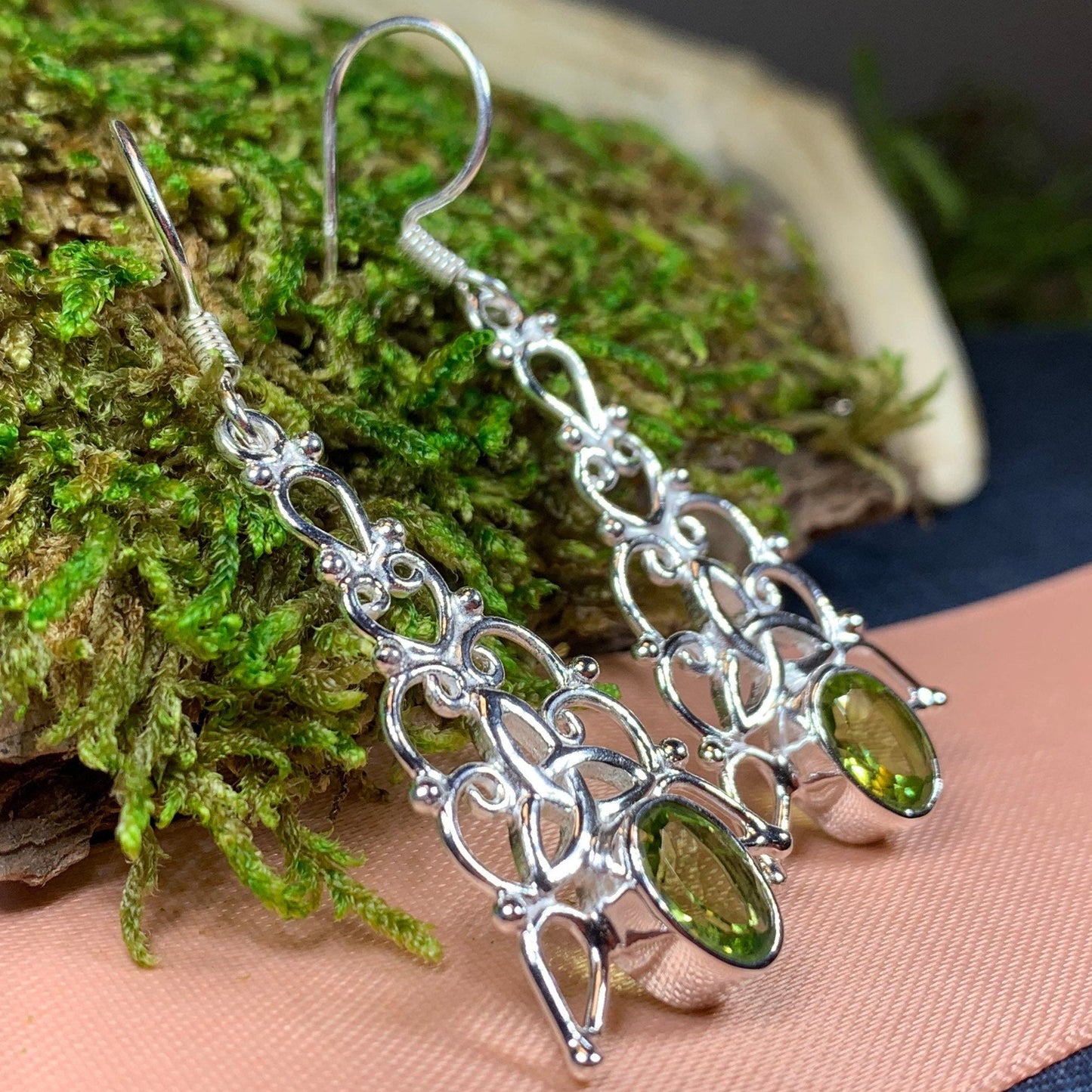 Angeni Trinity Knot Earrings