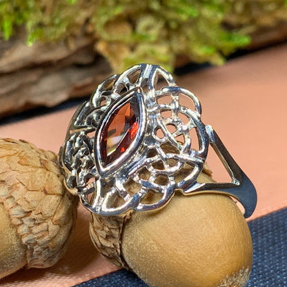 Leanna Celtic Knot Ring
