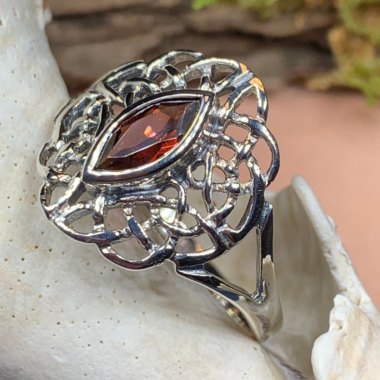 Leanna Celtic Knot Ring