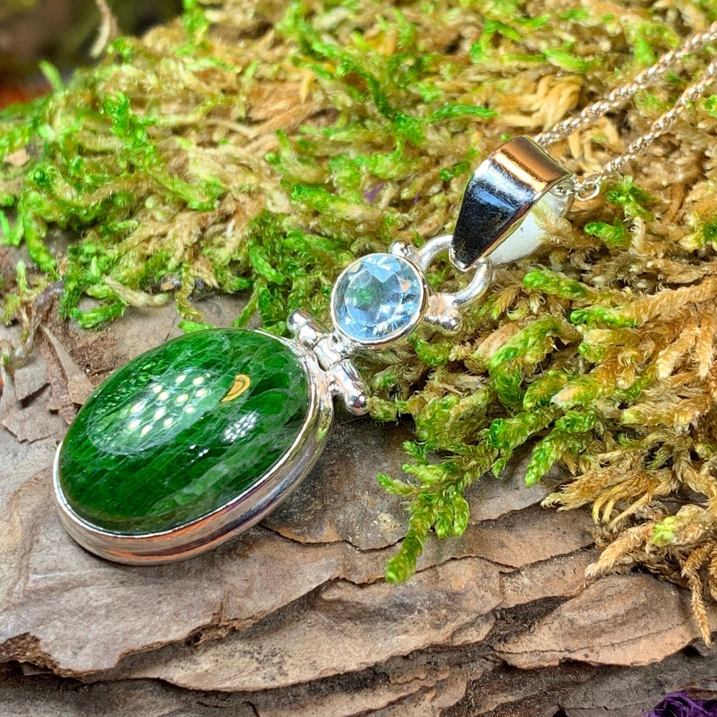 Irish Spring Necklace