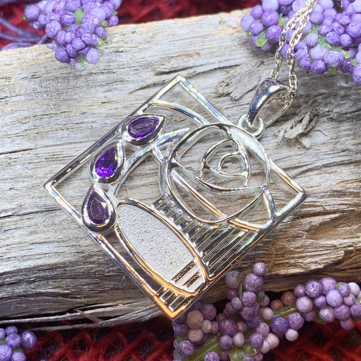 Cairn Clyde Mackintosh Necklace