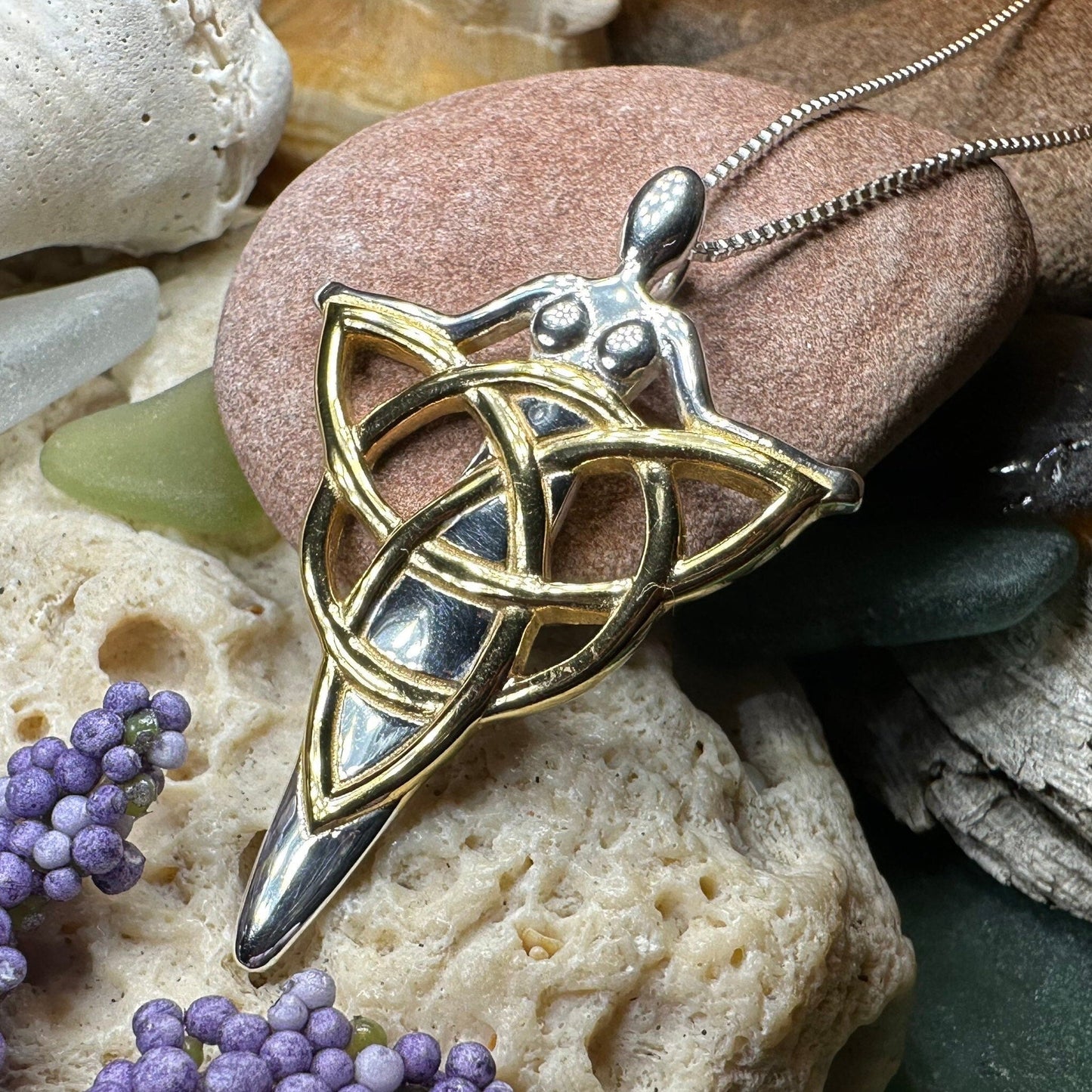 Golden Goddess Necklace