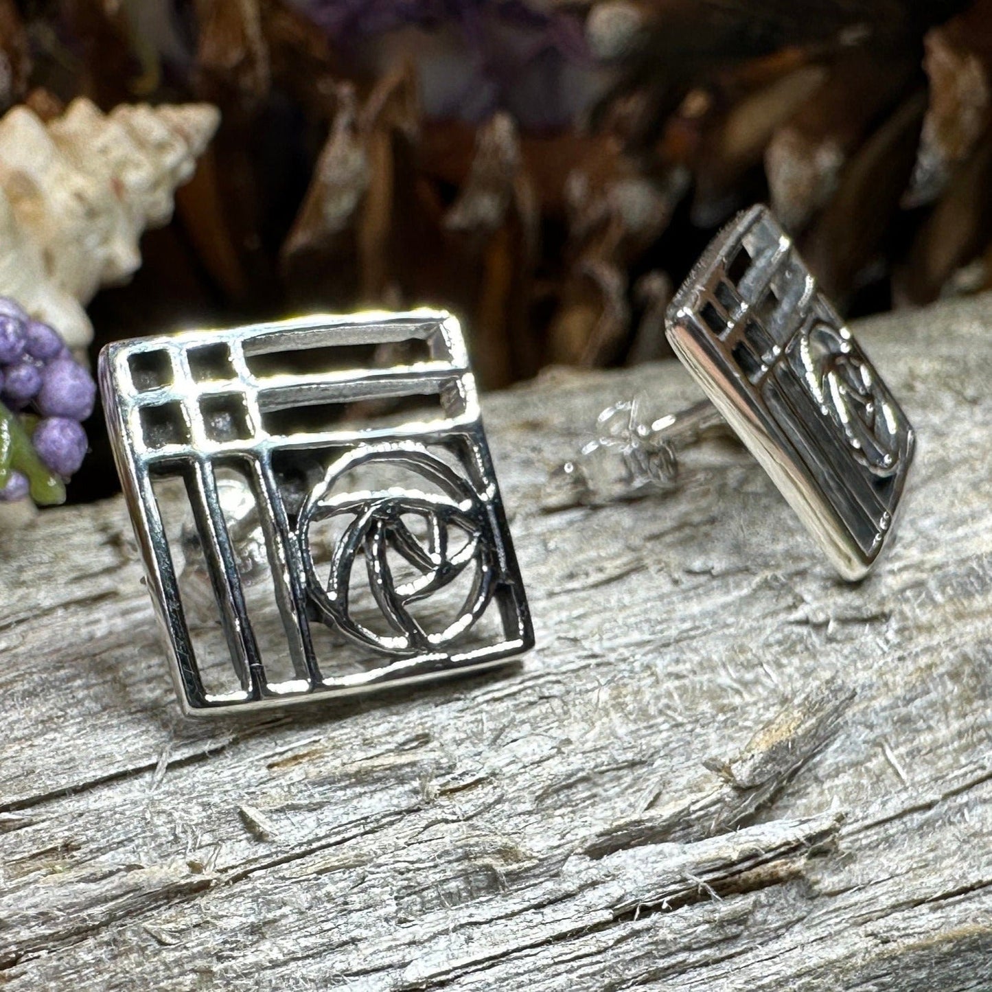 Lacee Mackintosh Rose Post Earrings