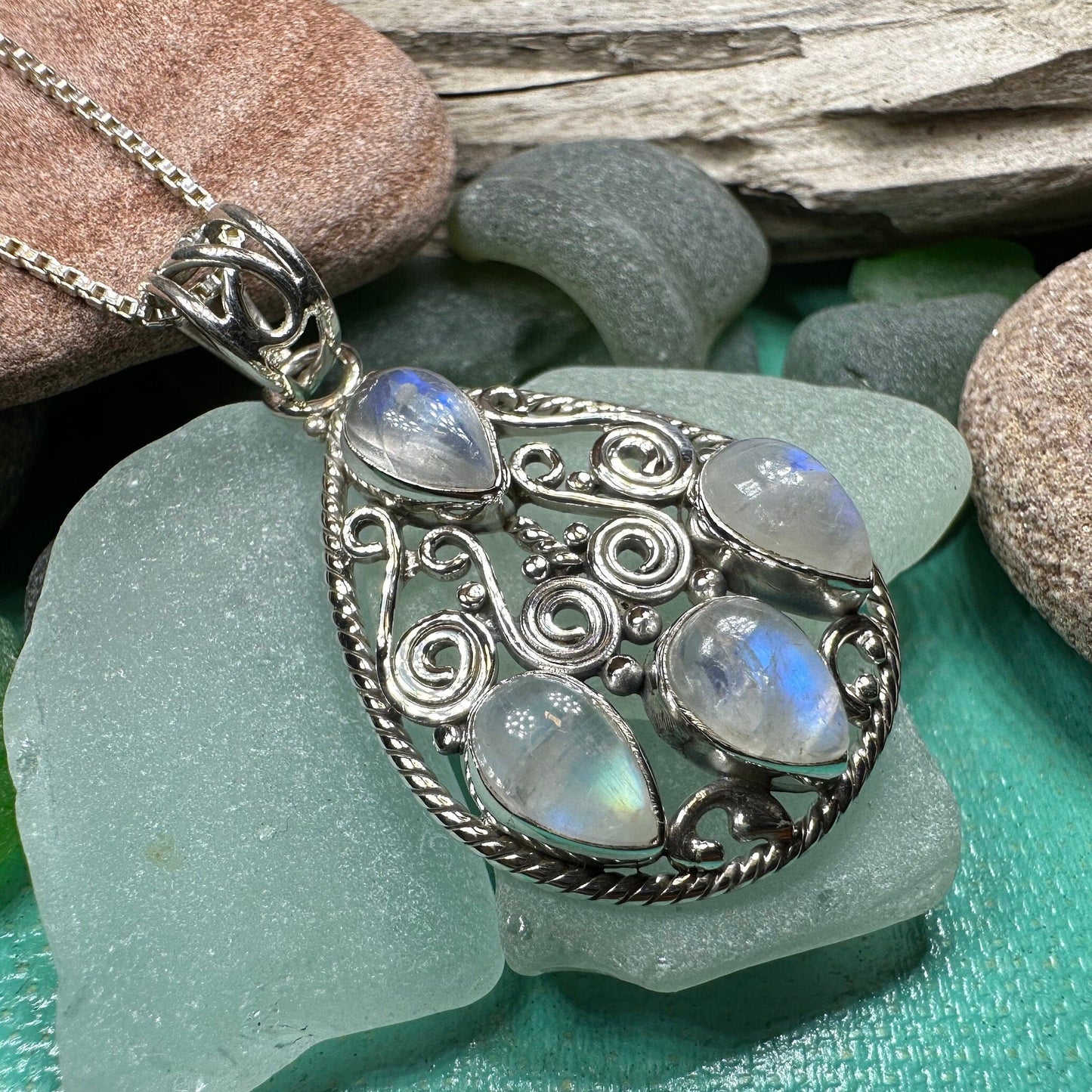 Sechnall Celtic Spiral Necklace