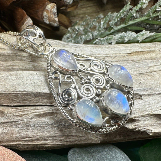 Sechnall Celtic Spiral Necklace