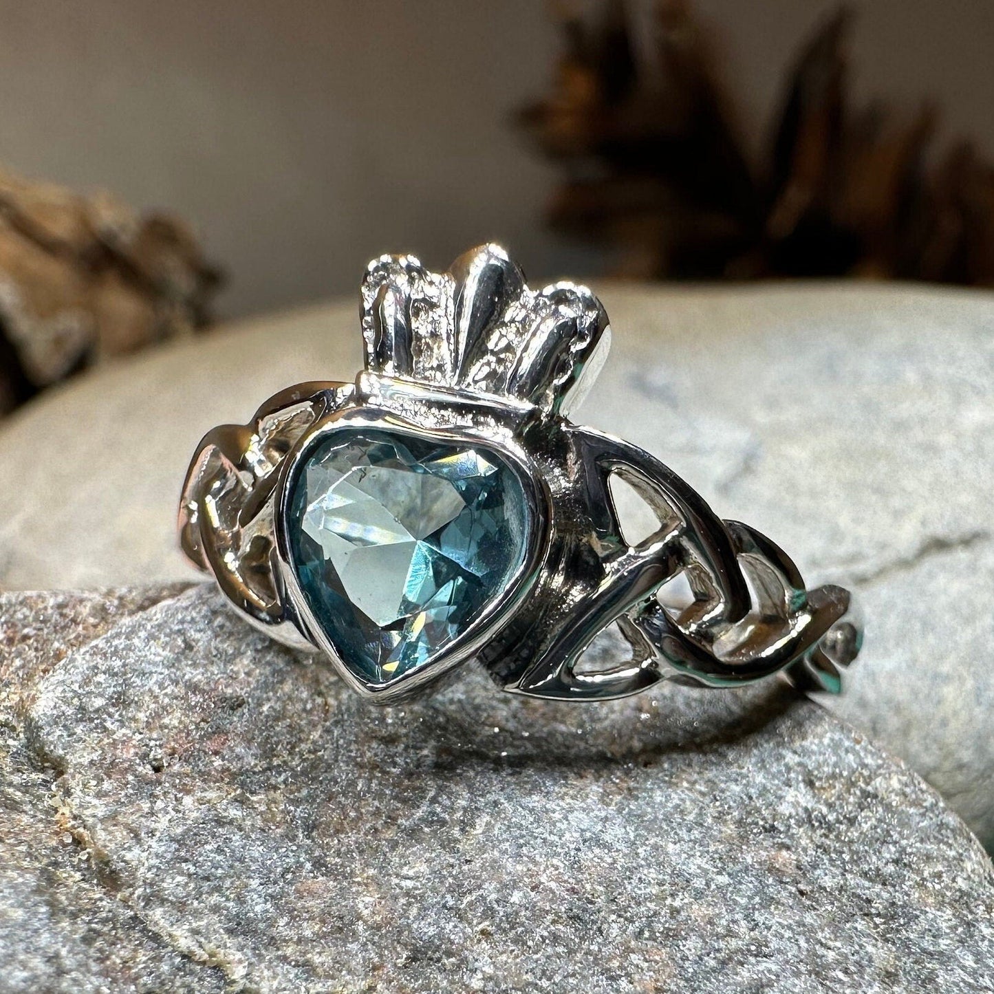 Agivey Claddagh Ring