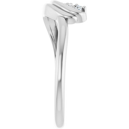 14K White .05 CTW Natural Diamond Ring