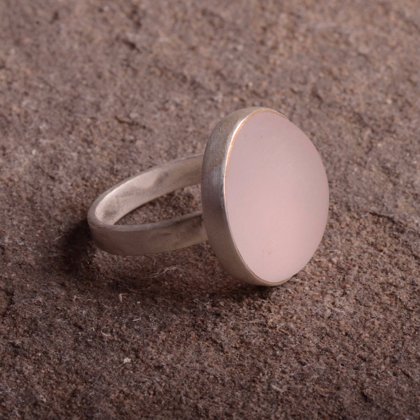 Rose Quartz Maxi Flat Band