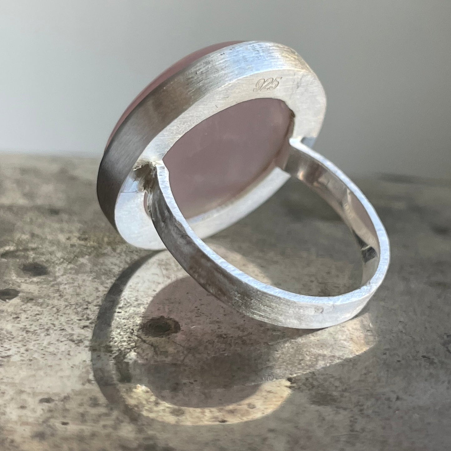 Rose Quartz Maxi Flat Band