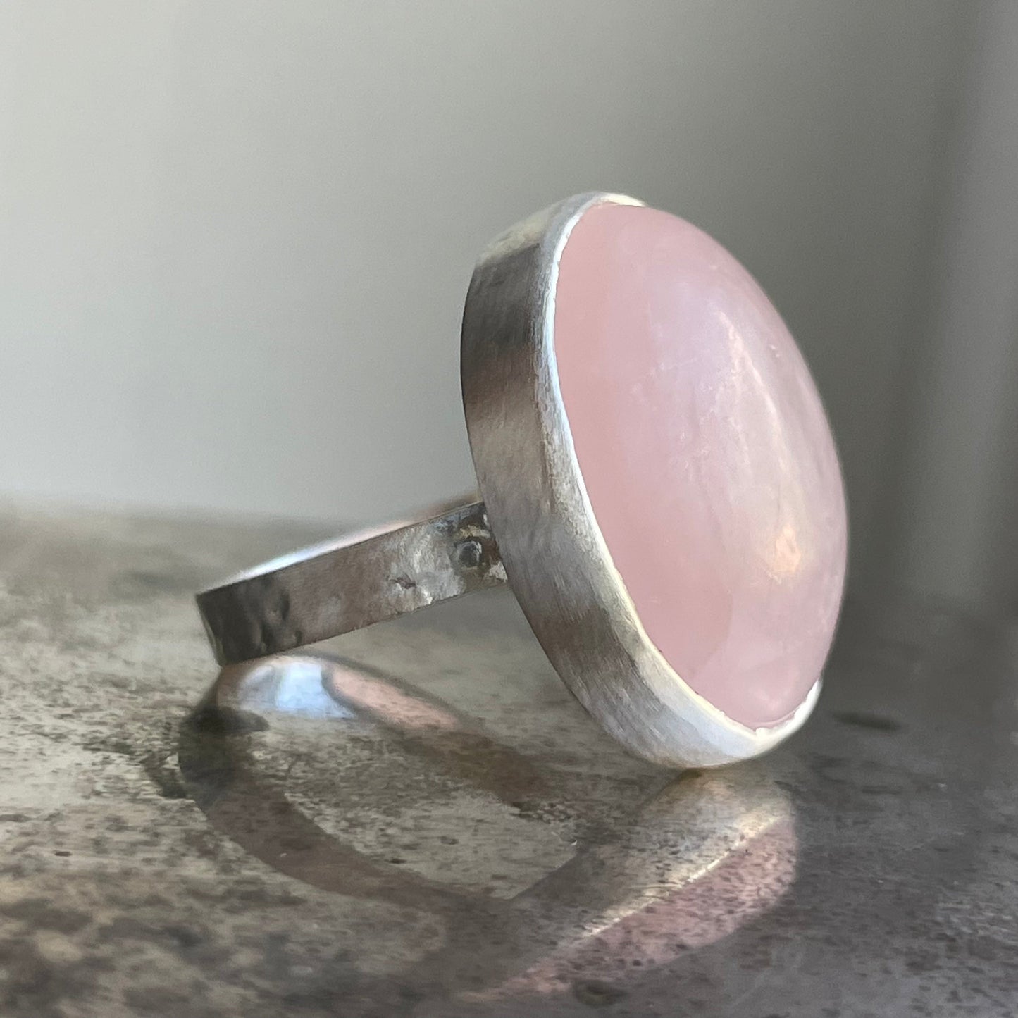 Rose Quartz Maxi Flat Band