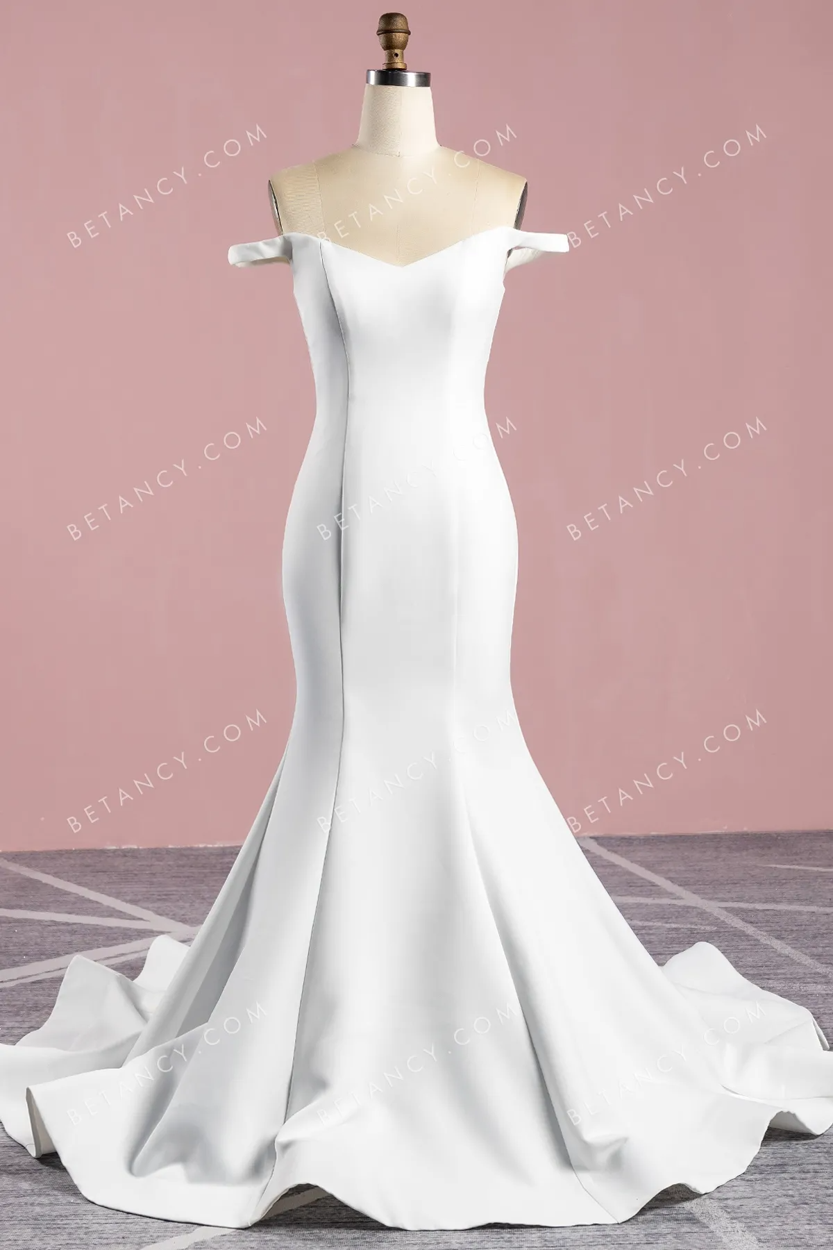 Minimalist Thick Matte Satin Mermaid Wedding Dress