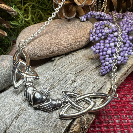 Claddagh Lasting Love Necklace