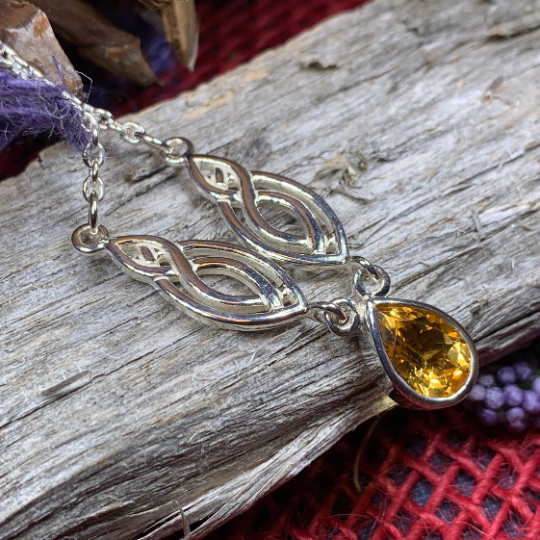 Lilias Celtic Knot Necklace