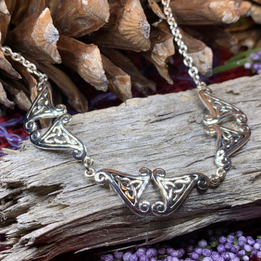Morna Trinity Knot Necklace