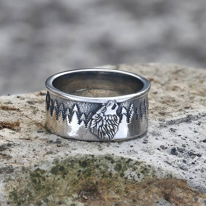 Howling Lone Wolf Stainless Steel Ring