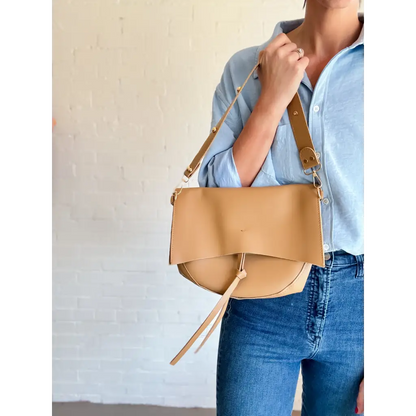 Roxie Saddle Crossbody Bag