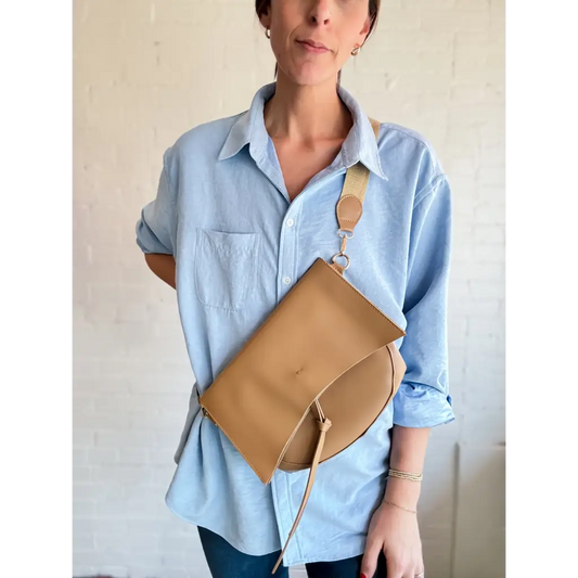 Roxie Saddle Crossbody Bag