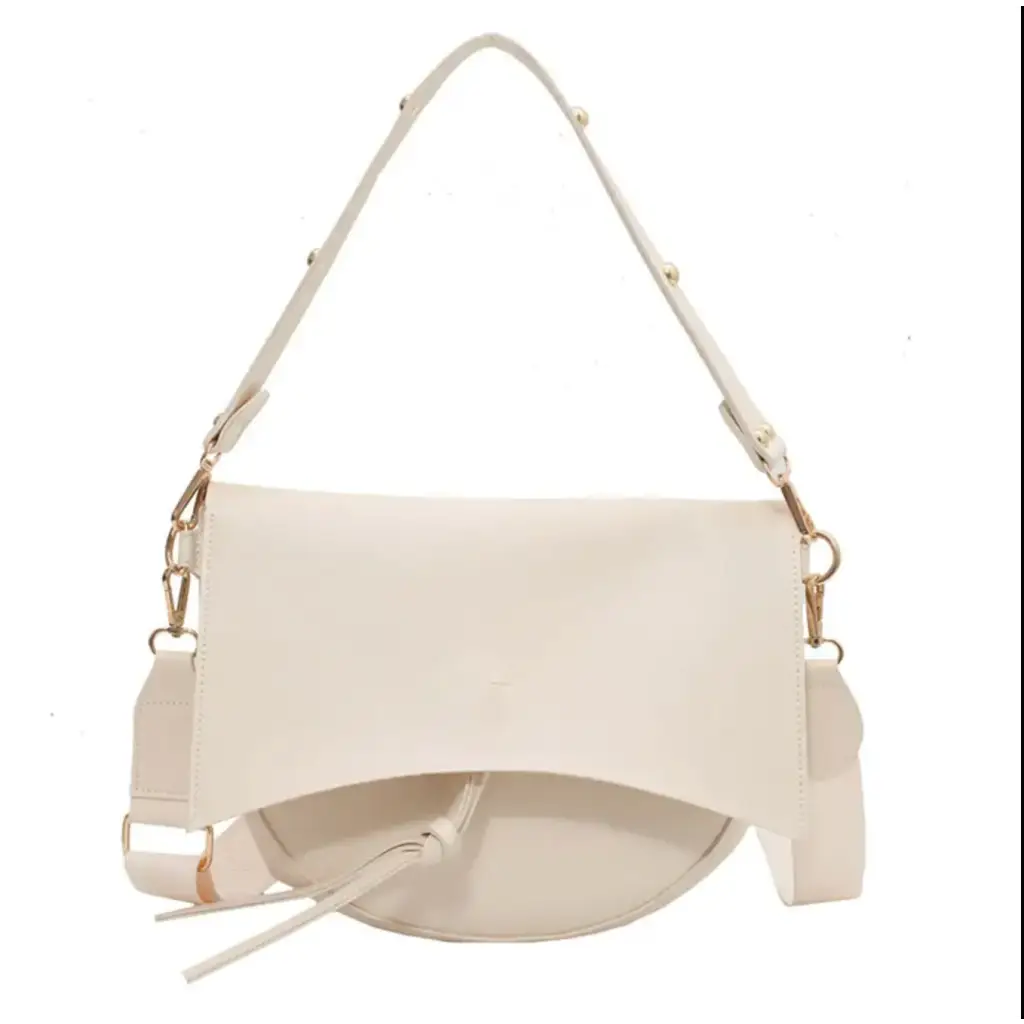 Roxie Saddle Crossbody Bag