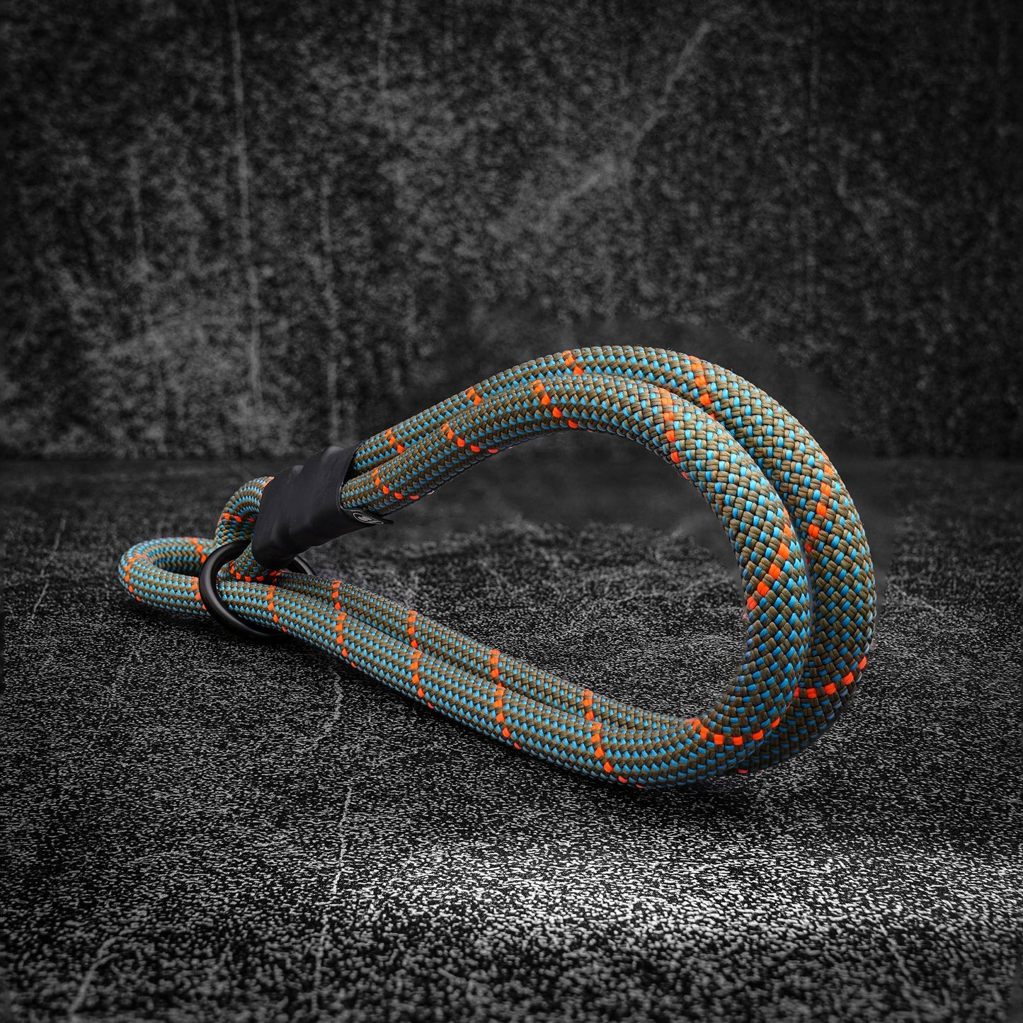Slip Dog Collar – Small Norte | Adjustable Climbing Rope | Handmade by Tuenne